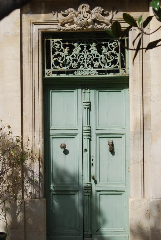 Château Cornillon Arles Exterior foto